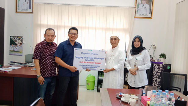 Program Tanggung Jawab Sosial & Lingkungan  PT.Pelabuhan Indonesia (Pelindo) Batulicin  Berupa Bantuan Sarana Pengelolaan Sampah  Ke Pemerintah Daerah  melalui Dinas Lingkungan Hidup Kab. Tanah Bumbu