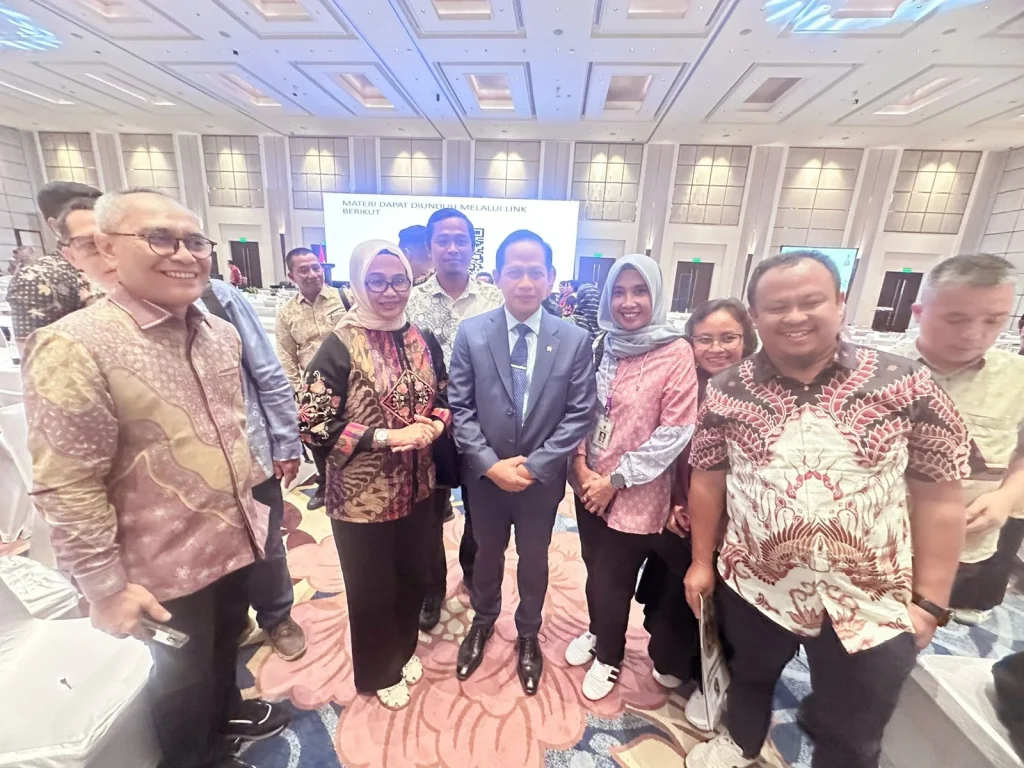 DLH Tanah Bumbu Hadiri Rapat Koordinasi terkait Adipura Baru